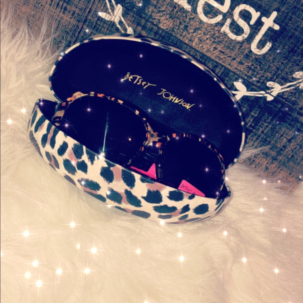 Betsey Johnson glasses and case